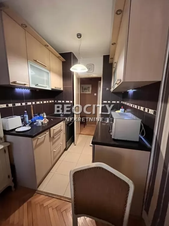 Trosoban stan, 61 m2, Centar, Grada Sirena ID: 126141 7