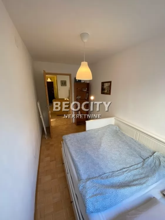 Dvosoban stan, 50 m2, Centar, Pere Segedinca ID: 126161 11