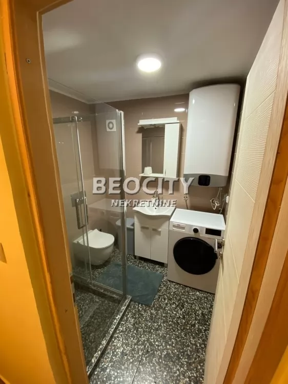 Dvosoban stan, 50 m2, Centar, Pere Segedinca ID: 126161 12