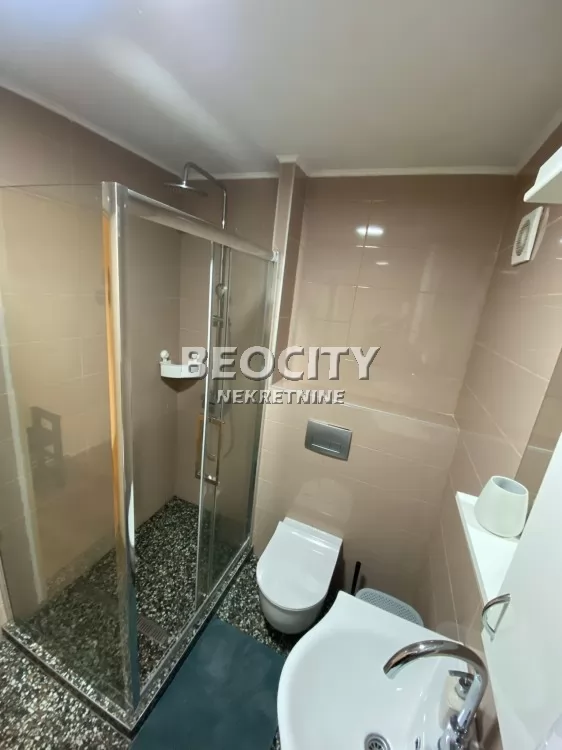 Dvosoban stan, 50 m2, Centar, Pere Segedinca ID: 126161 14