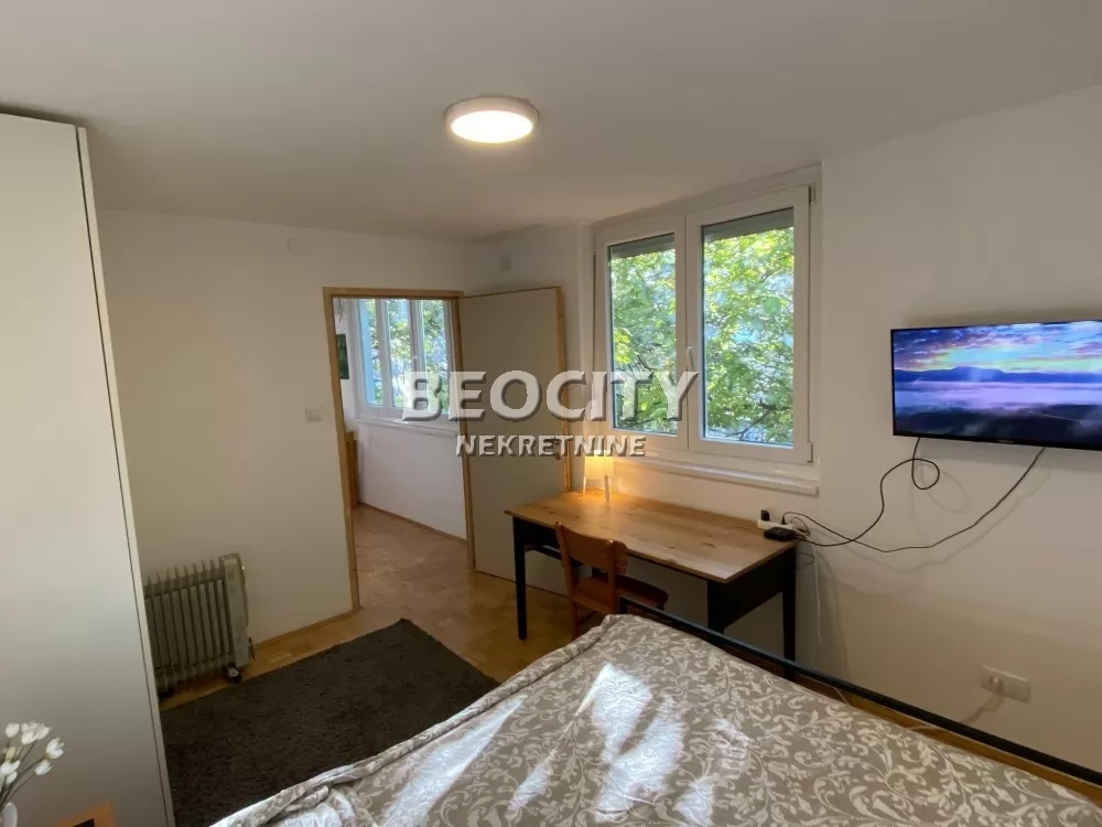 Dvosoban stan, 50 m2, Centar, Pere Segedinca ID: 126161 8