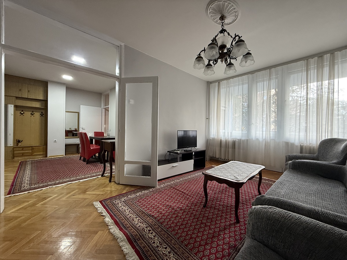 Izdajemo namešten 2 0 stan kod Liona  55m2 2