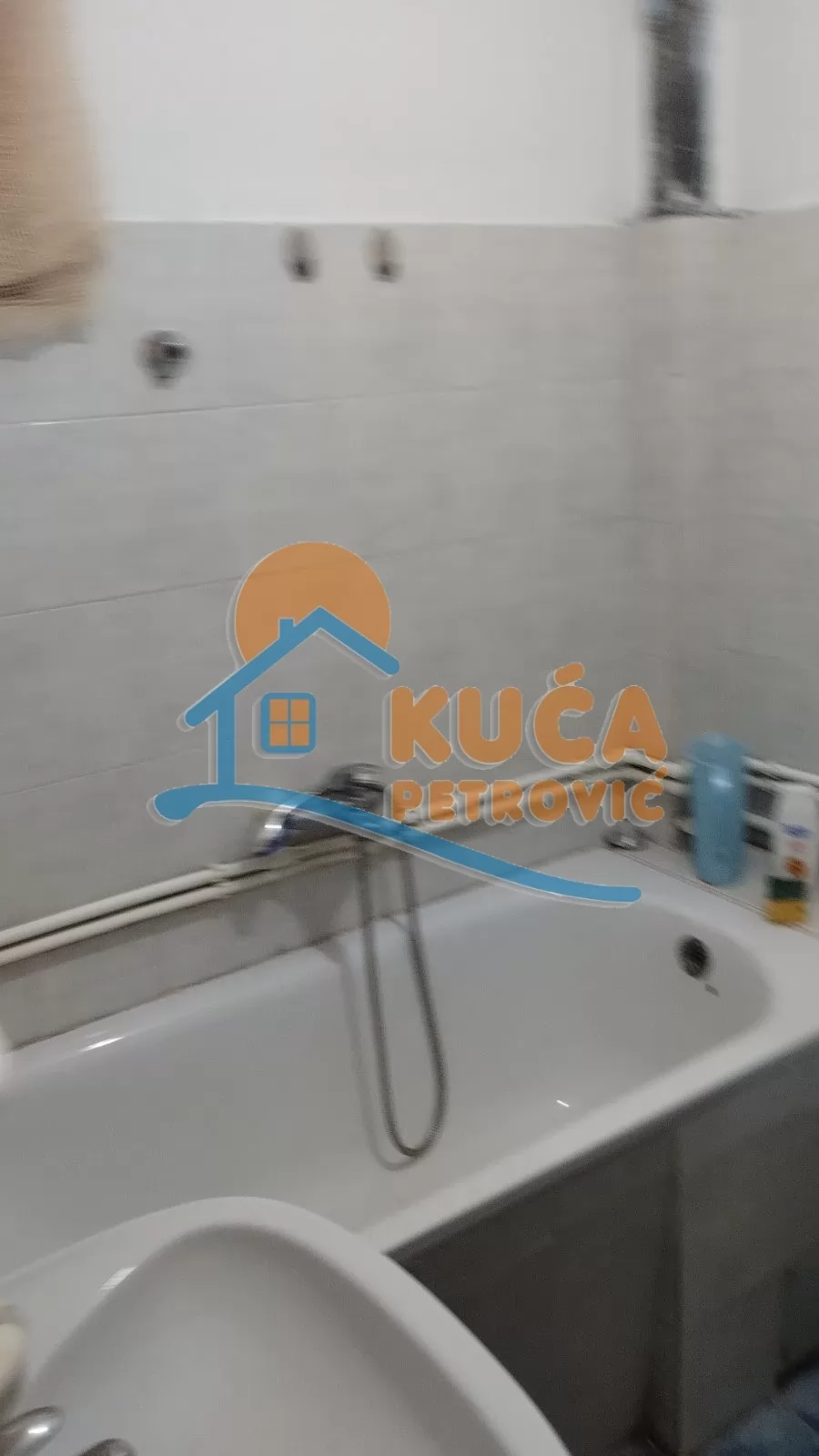 Jednosoban stan, 40 m2, Crveni Pevac, Hajduk Stanka ID: i-015342 9