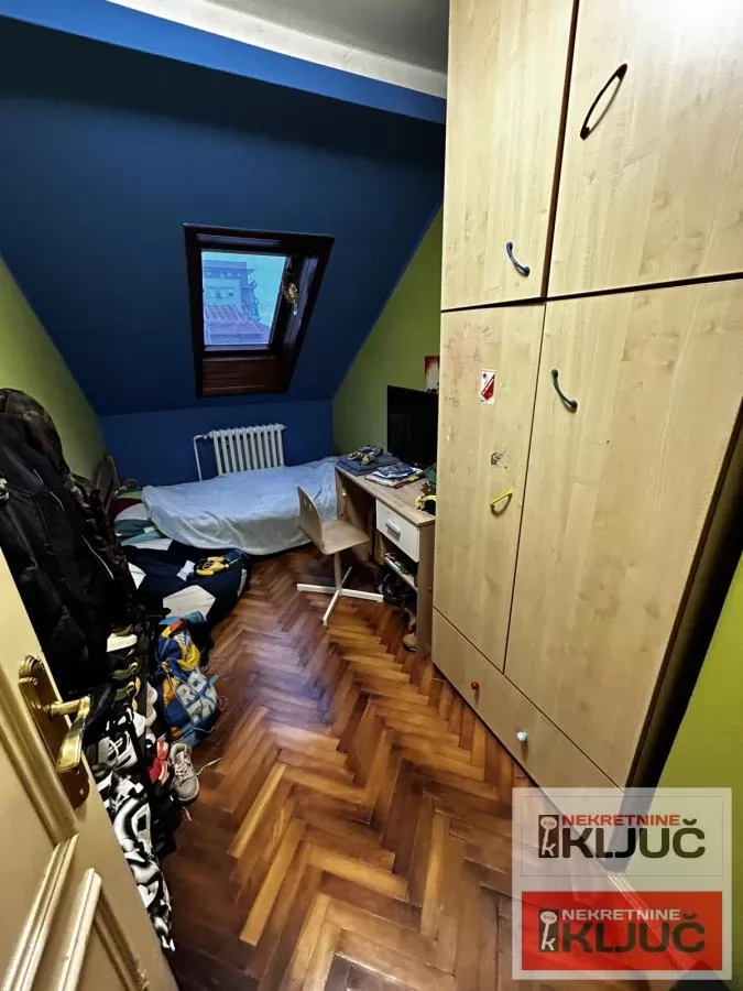 SAJMIŠTE, 99m2, Troiposoban, Polunamešten 8