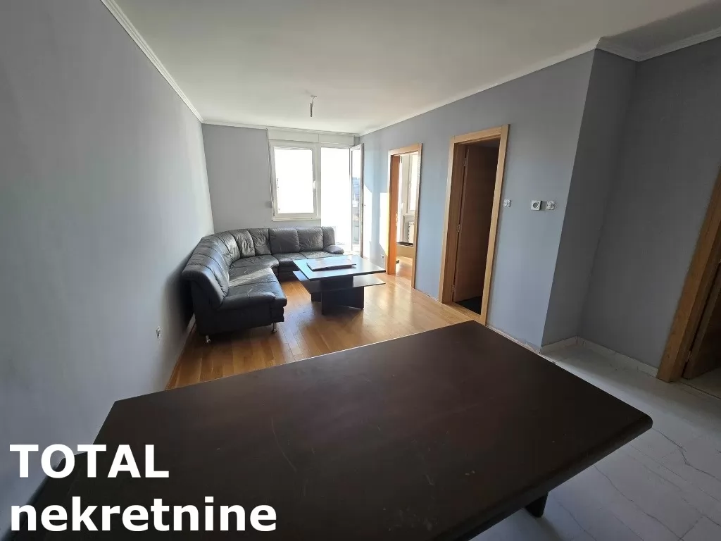 Stan,NOVI SAD,CENTAR,kv: 42.00, € 126000, ID: 1101869 1