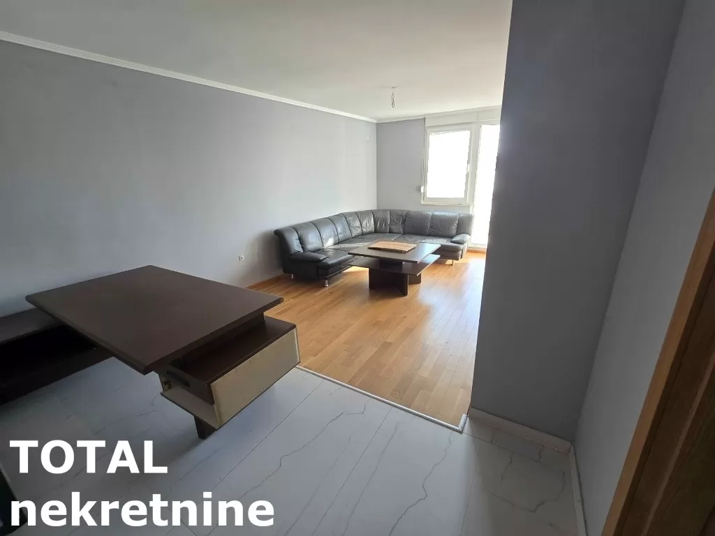 Stan,NOVI SAD,CENTAR,kv: 42.00, € 126000, ID: 1101869 3