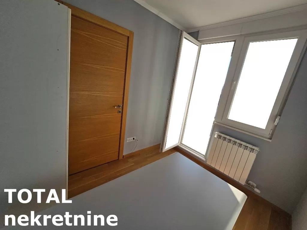 Stan,NOVI SAD,CENTAR,kv: 42.00, € 126000, ID: 1101869 5