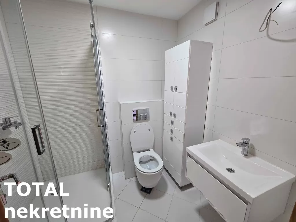 Stan,NOVI SAD,CENTAR,kv: 42.00, € 126000, ID: 1101869 8