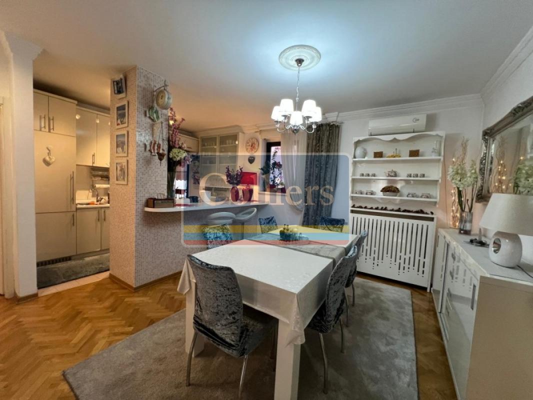 Stari grad, Dorćol, Dositejeva, 5.0, 105.00m2, 2000 EUR 3