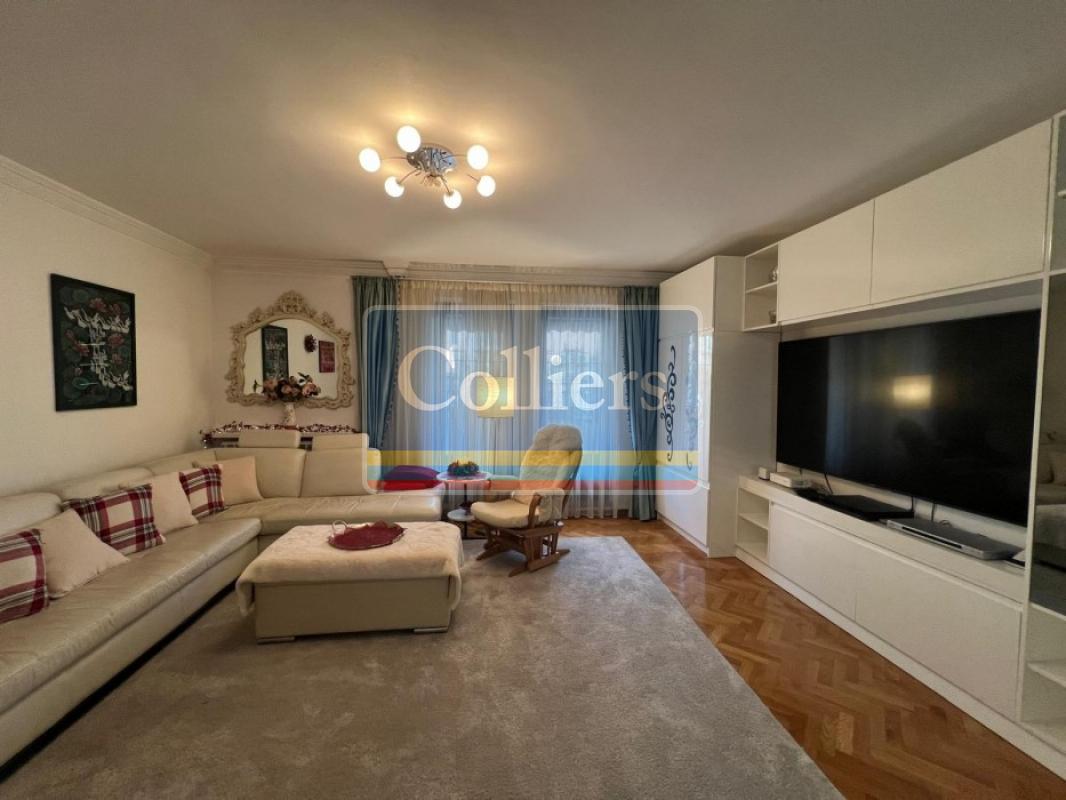 Stari grad, Dorćol, Dositejeva, 5.0, 105.00m2, 2000 EUR 1