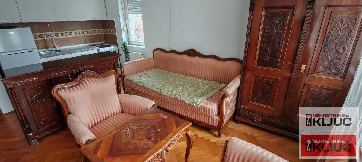 Izdaje se garsonjera u blizini Spensa 2