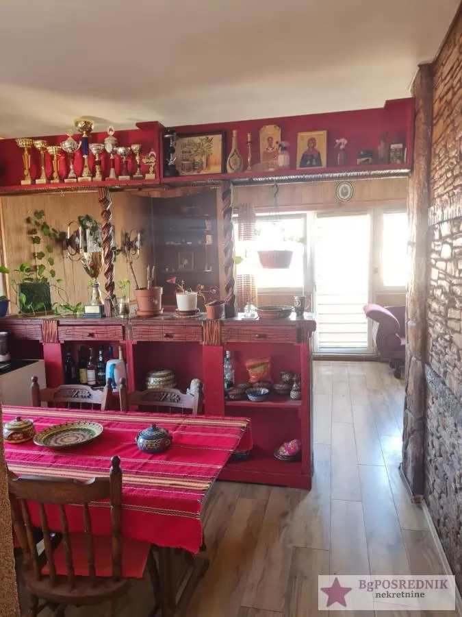 Palilula, Borča, Stevana Tucovića, 72m2 12