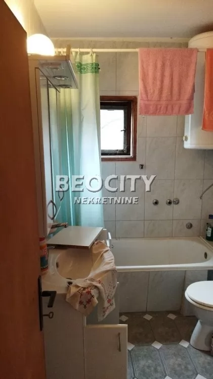 Kuća, 300 m2, Grocka, Vuka Karadžića ID: 98398 23