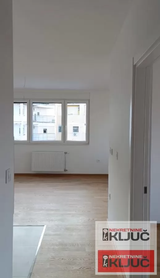 SOMBORSKI BULEVAR, 77m2, Četvorosoban sa pdv, Nov useljiv sa PDV 1