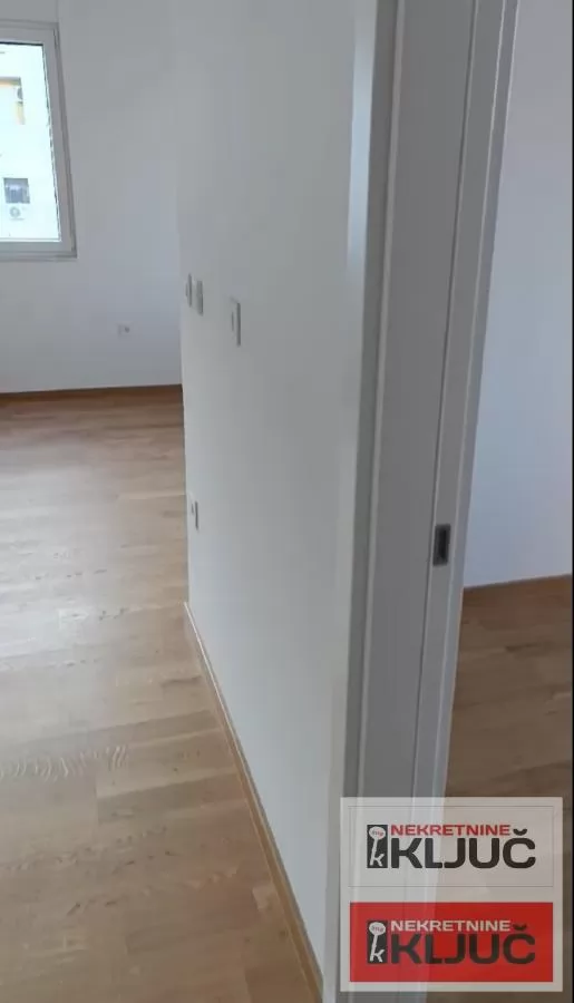 SOMBORSKI BULEVAR, 77m2, Četvorosoban sa pdv, Nov useljiv sa PDV 10