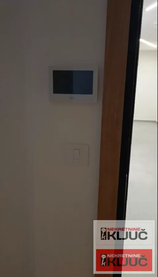 SOMBORSKI BULEVAR, 77m2, Četvorosoban sa pdv, Nov useljiv sa PDV 3