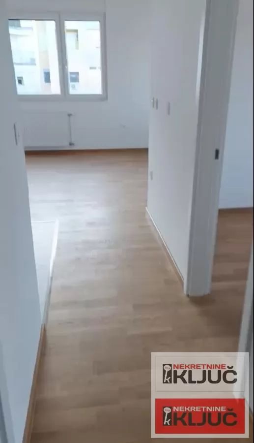 SOMBORSKI BULEVAR, 77m2, Četvorosoban sa pdv, Nov useljiv sa PDV 6