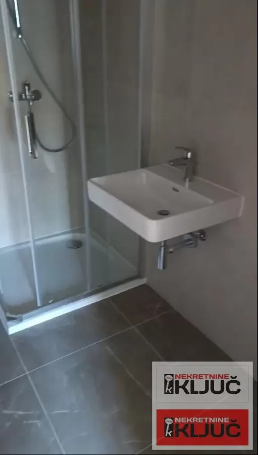 SOMBORSKI BULEVAR, 77m2, Četvorosoban sa pdv, Nov useljiv sa PDV 8
