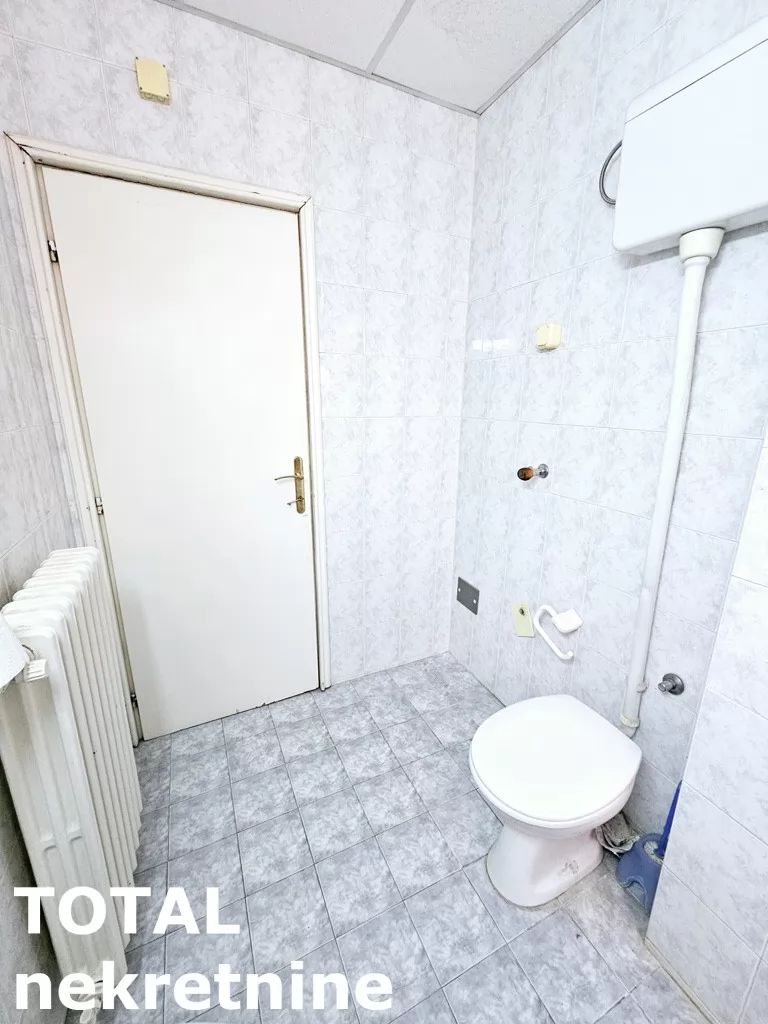 Stan,NOVI SAD,CENTAR,kv: 133.00, € 260000, ID: 1101341 24