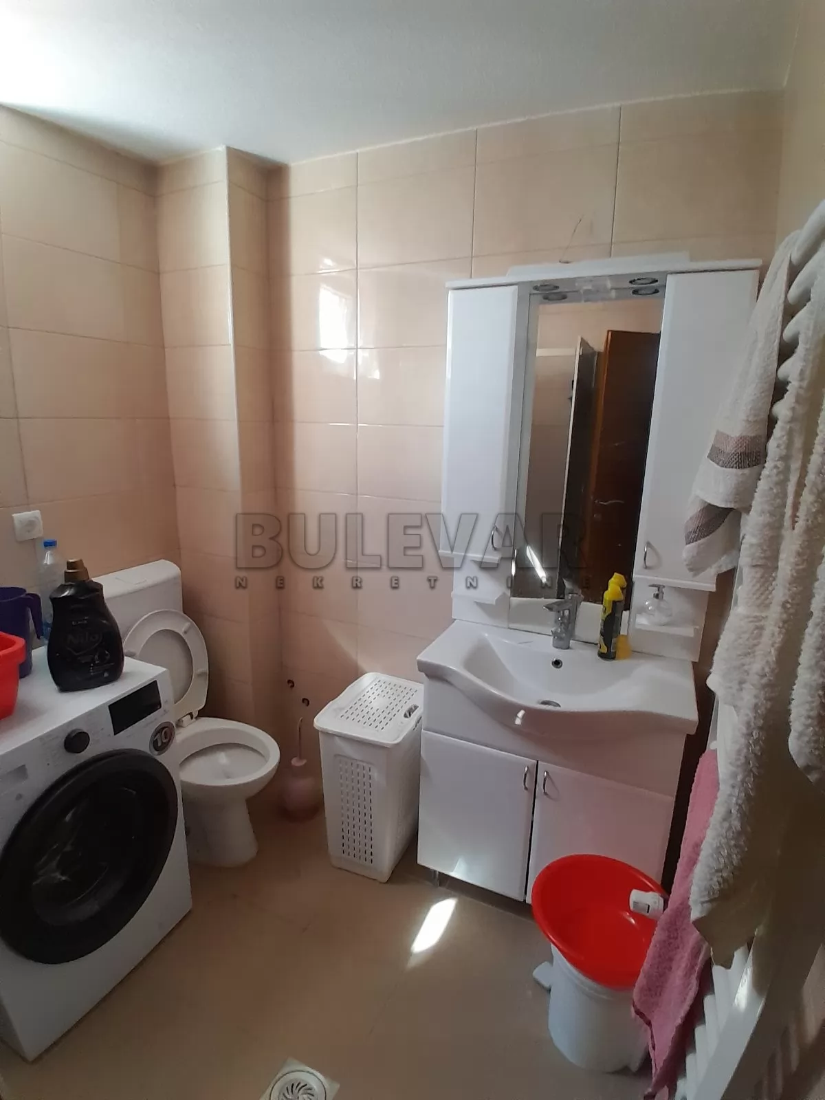 četvorosobna kuća, 230 m2, Olimpijska ulica ID: p-015359 12