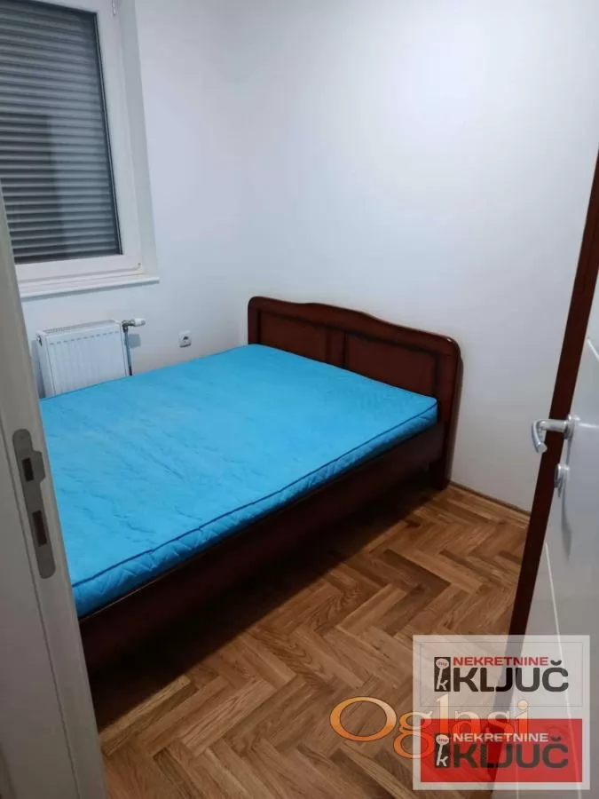 Dobar Jednoiposoban stan na Podbari 4