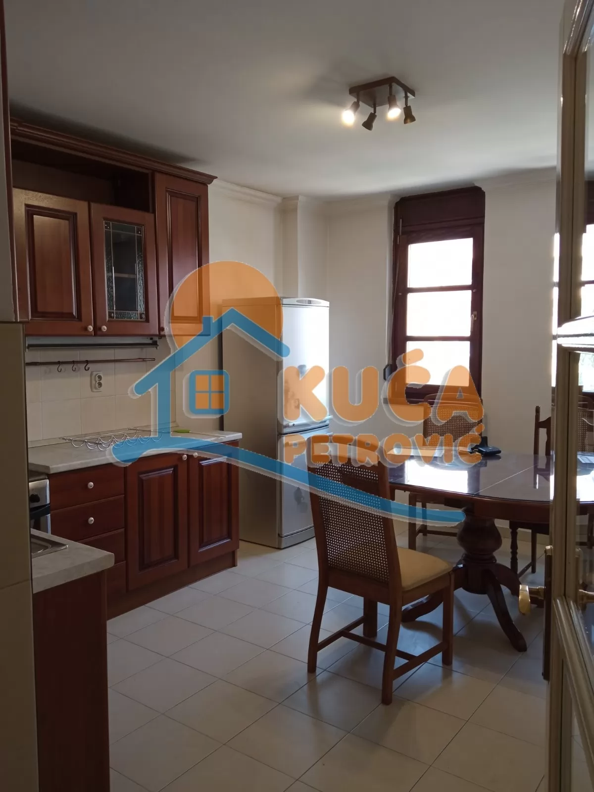 Dvosoban stan, 62 m2, Marger, Trg učitelja Tase ID: i-09087 5