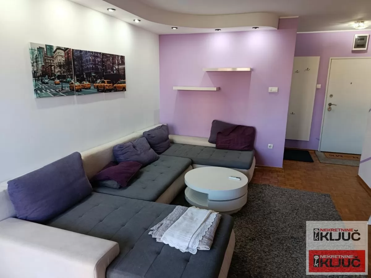 LIMAN 2 IZDAJE SE DVOSOBAN NAMEŠTEN STAN 2