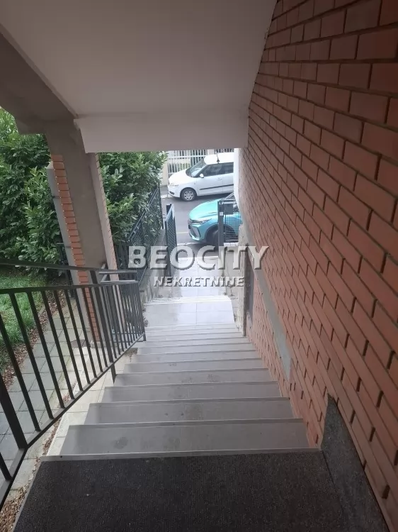 Lokal, 265 m2, Banovo brdo, Udbinska ID: 126382 1