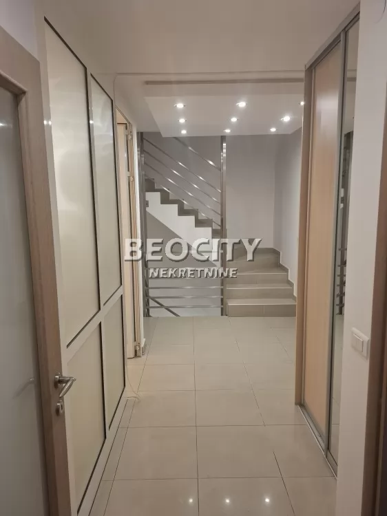 Lokal, 265 m2, Banovo brdo, Udbinska ID: 126382 4