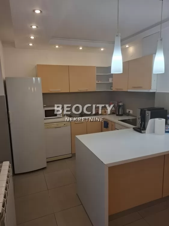 Lokal, 265 m2, Banovo brdo, Udbinska ID: 126382 9