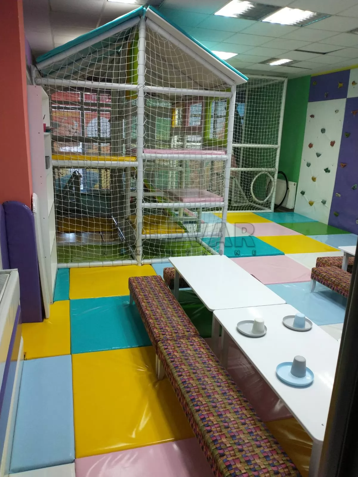 Lokal, 79 m2, Centar, Milovana Gušića ID: p-015356 1