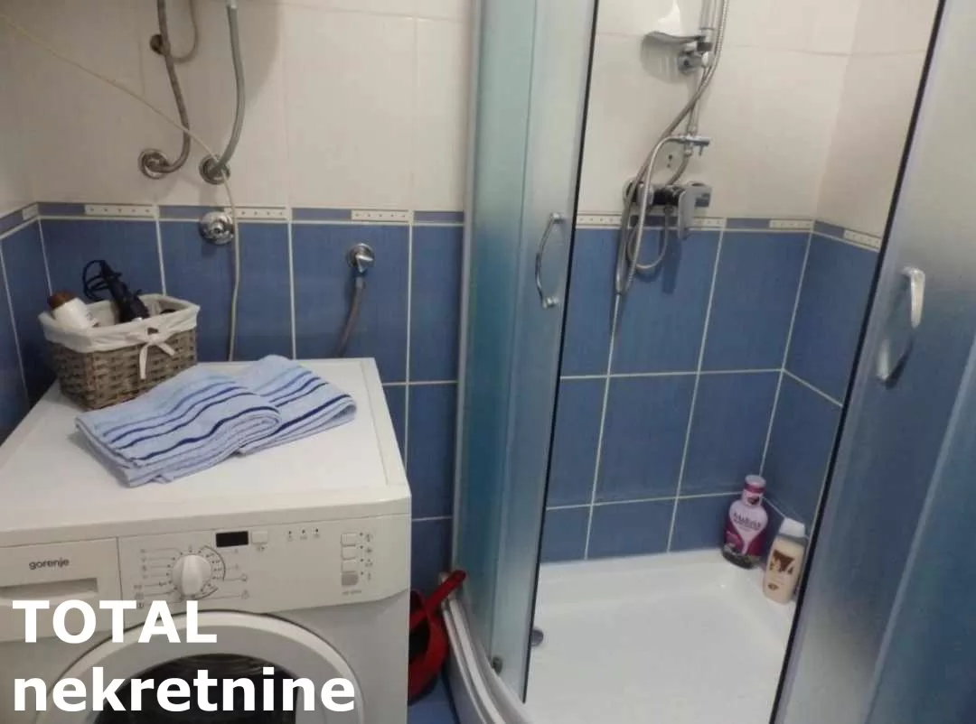 Stan,NOVI SAD,BULEVAR PATRIJARHA PAVLA,kv: 51.00, € 130000, ID: 1100914 7