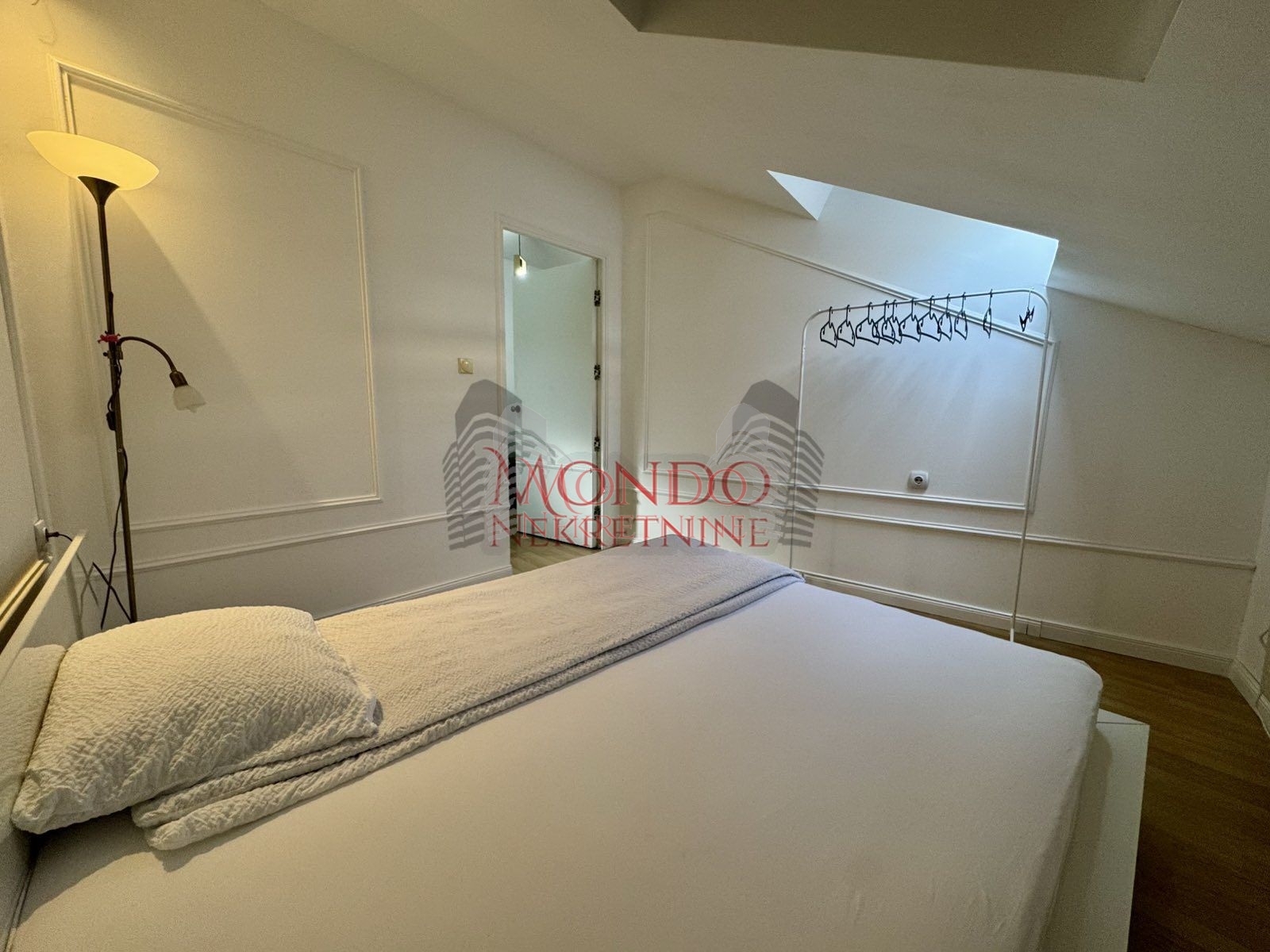 Jednoiposoban stan u samom centru grada kod kafane Kod Rajka 11