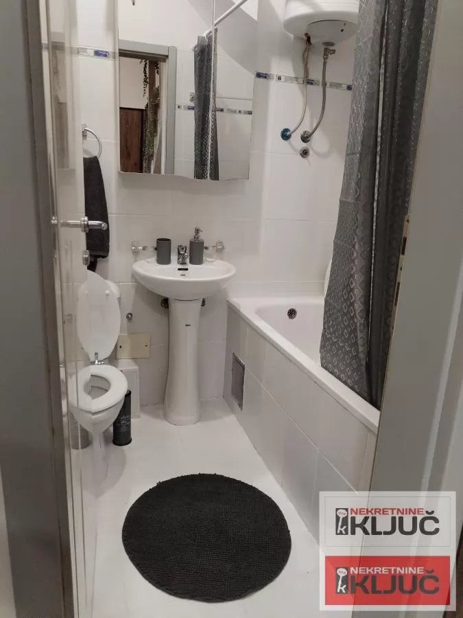 TRG MLADENACA, 42m2, Dvosoban-Duplex, Namešten 8