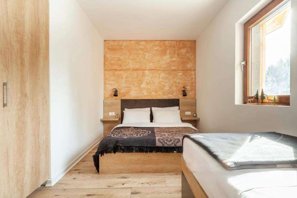 Prodajem apartman 35m2 na Kopaoniku 4