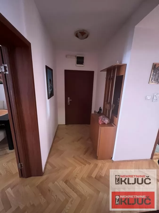 ROTKVARIJA, 73m2, Trosoban, Parking 8