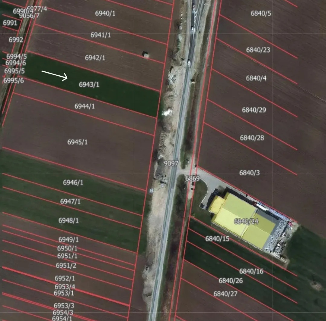 Na prodaju gradjevinsko zemljiste Sremska Mitrovica 5