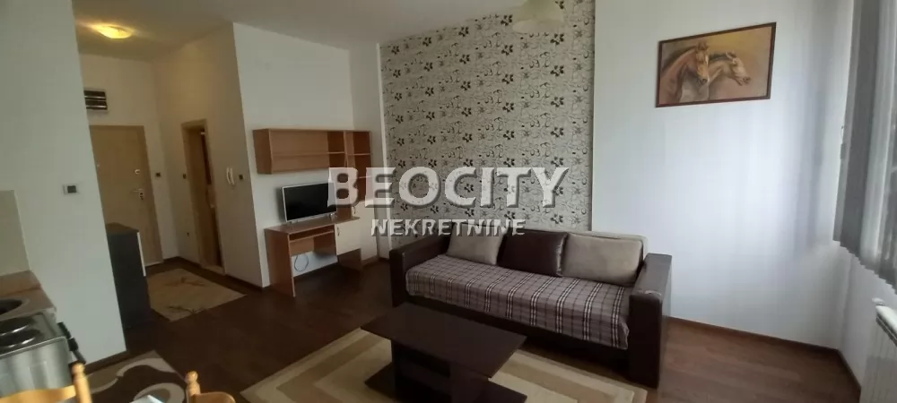 Jednosoban stan, 28 m2, Bulevar Evrope, Bulevar Evrope ID: 80421 2