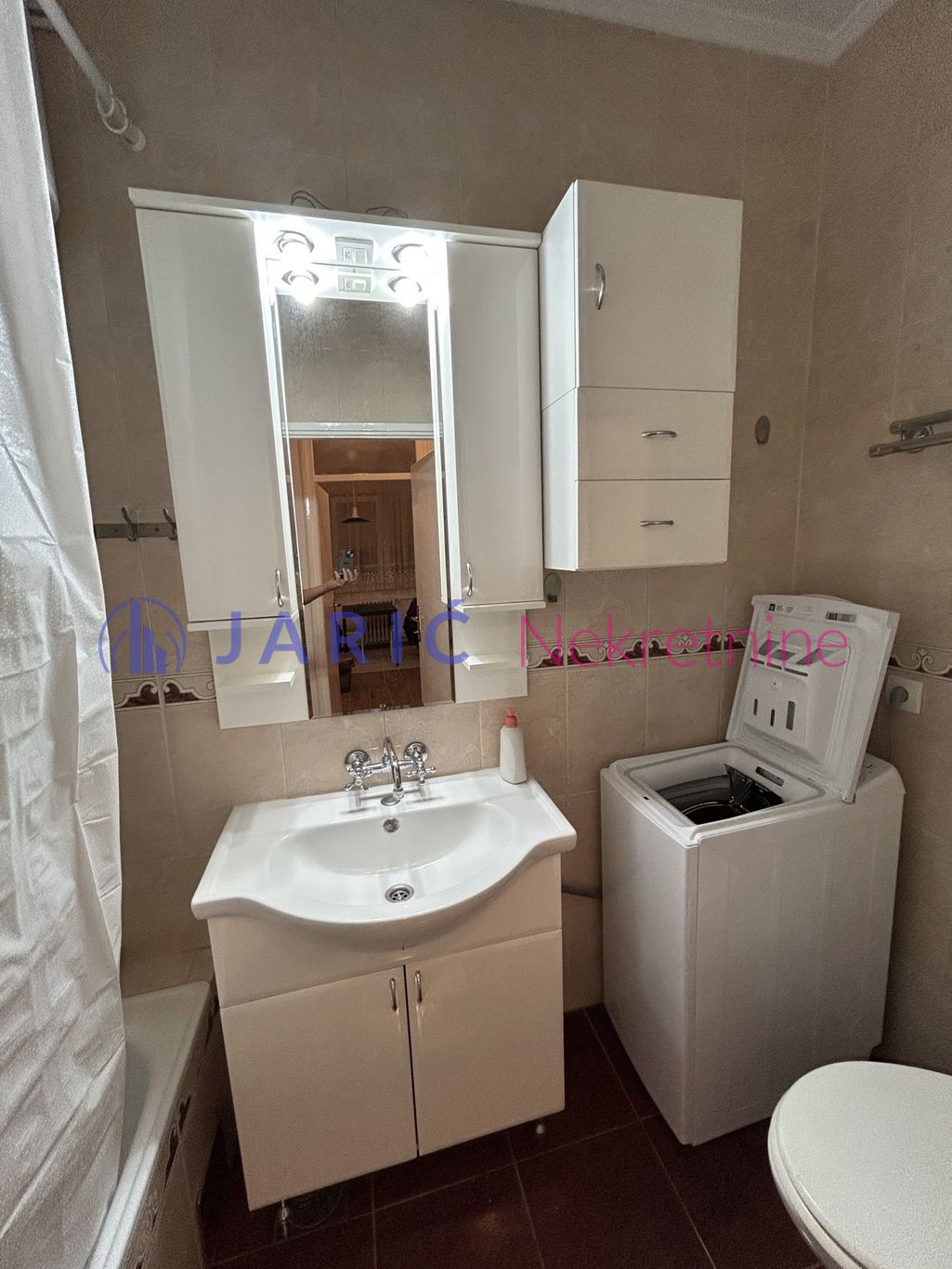 Botanička Bašta 54m² 2 0 Renoviran  4