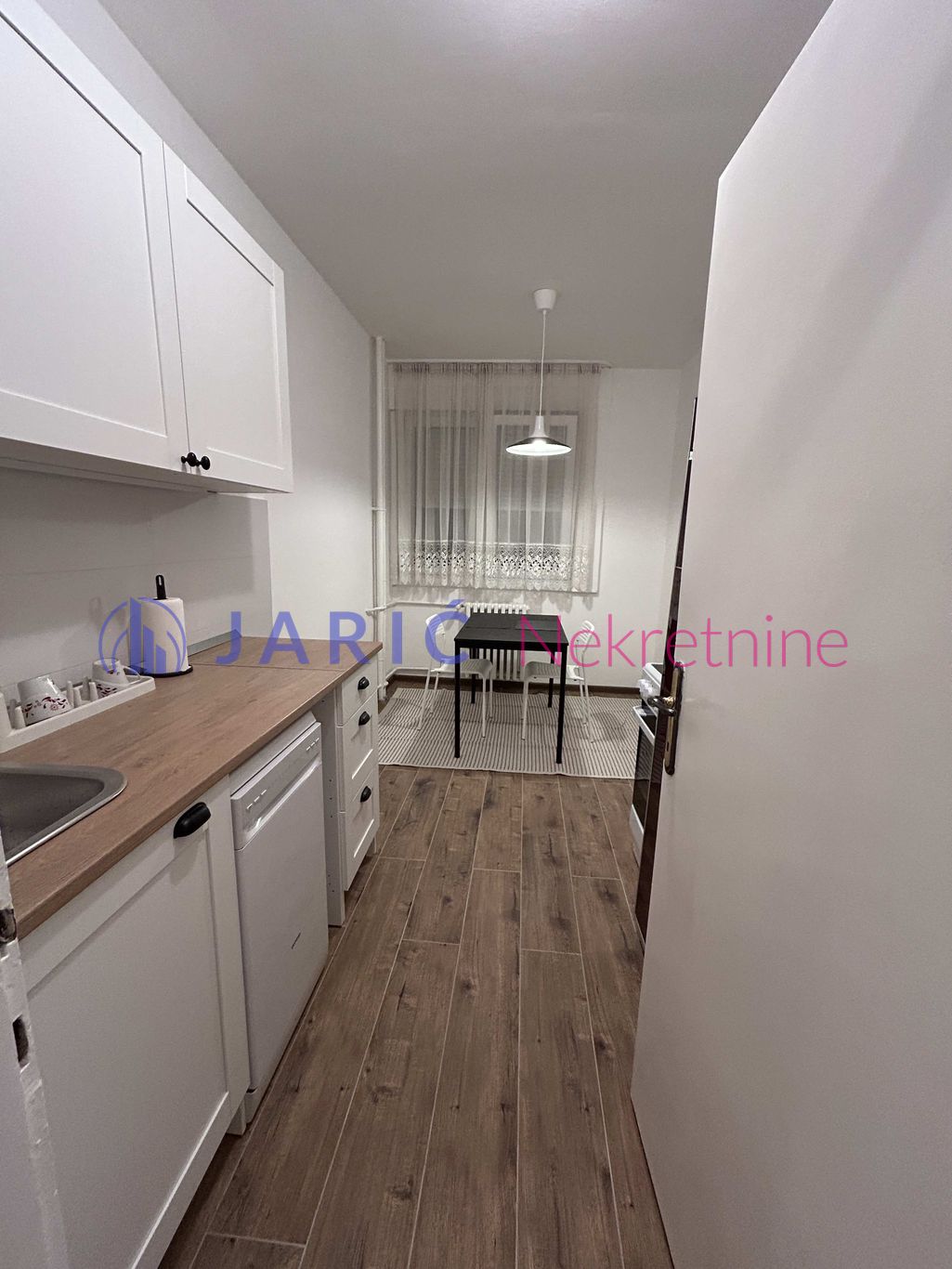 Botanička Bašta 54m² 2 0 Renoviran  5