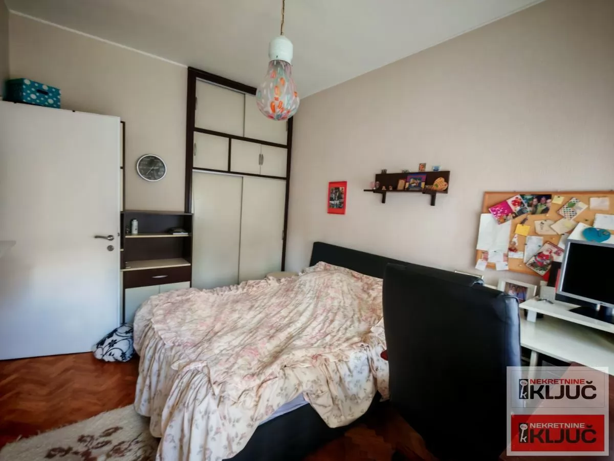 BLIZINA KEJA I IZVRŠNOG VEĆA, 98m2, Četvorosoban može i za Poslovnu delatnost 11