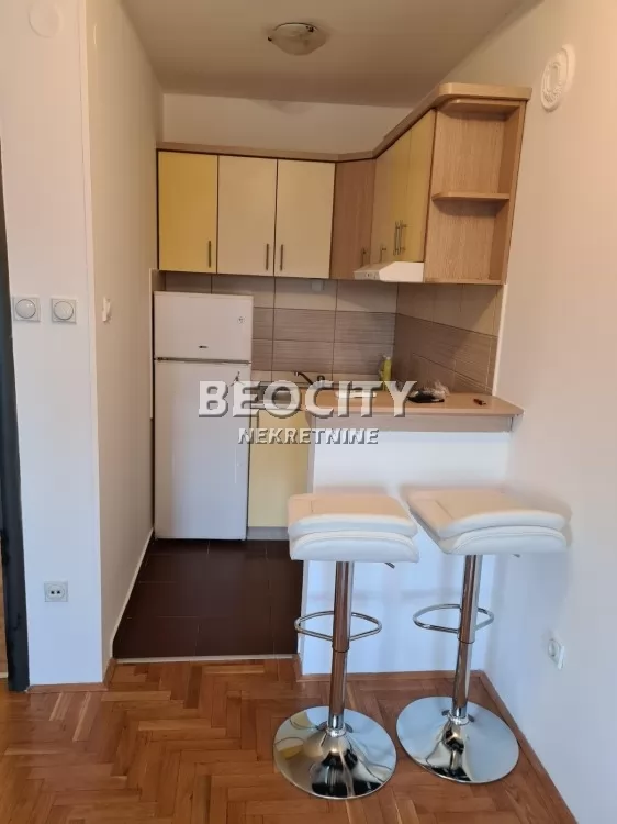 Dvosoban stan, 38 m2, Telep, Bulevar Patrijarha Pavla ID: 100919 3