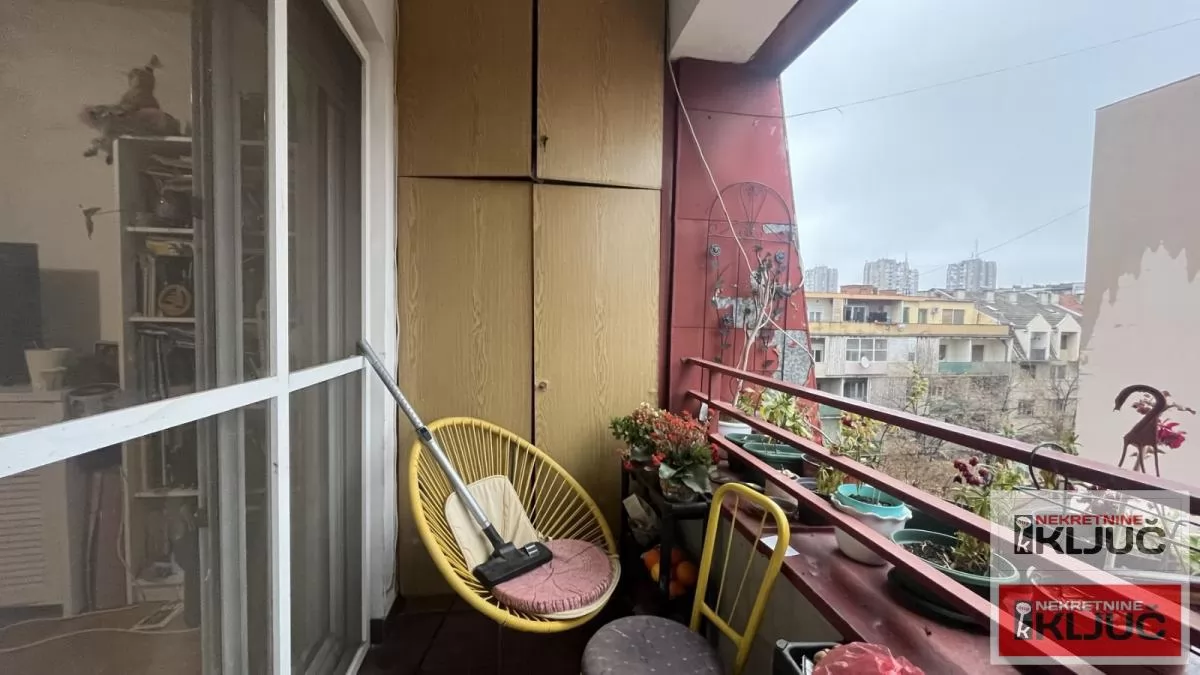 KOD RIBLJE PIJACE, 77m2, Dvoiposoban kod Riblje pijace 9