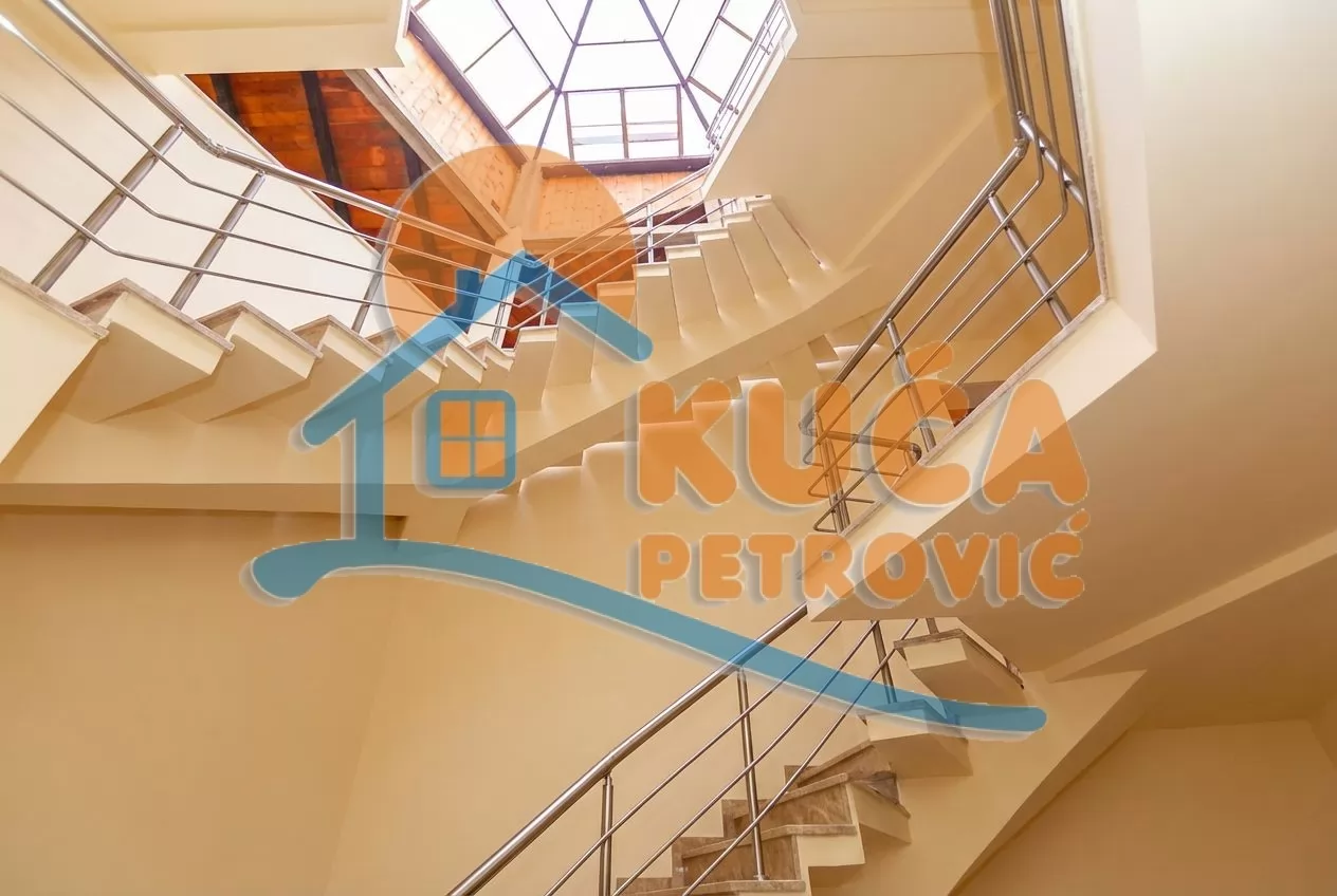 Lokal, 1200 m2, Crveni krst, Rujnička 5. prilaz ID: p-015368 6