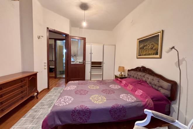 Dvoetažni 4 0 stan sa kaminom  Palmotićeva  96m2 4