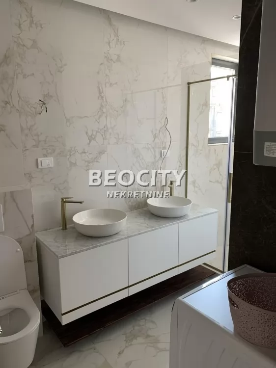 Trosoban stan, 75 m2, Centar, Lomina ID: 126433 12