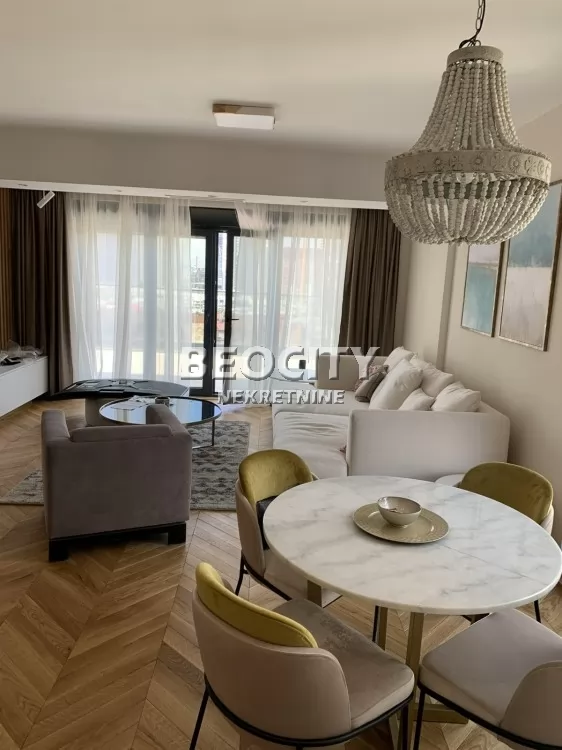 Trosoban stan, 75 m2, Centar, Lomina ID: 126433 6