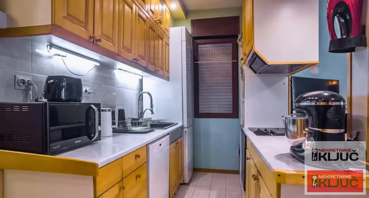 BULEVAR, 65m2, Trosoban može i za Poslovni prostor 2