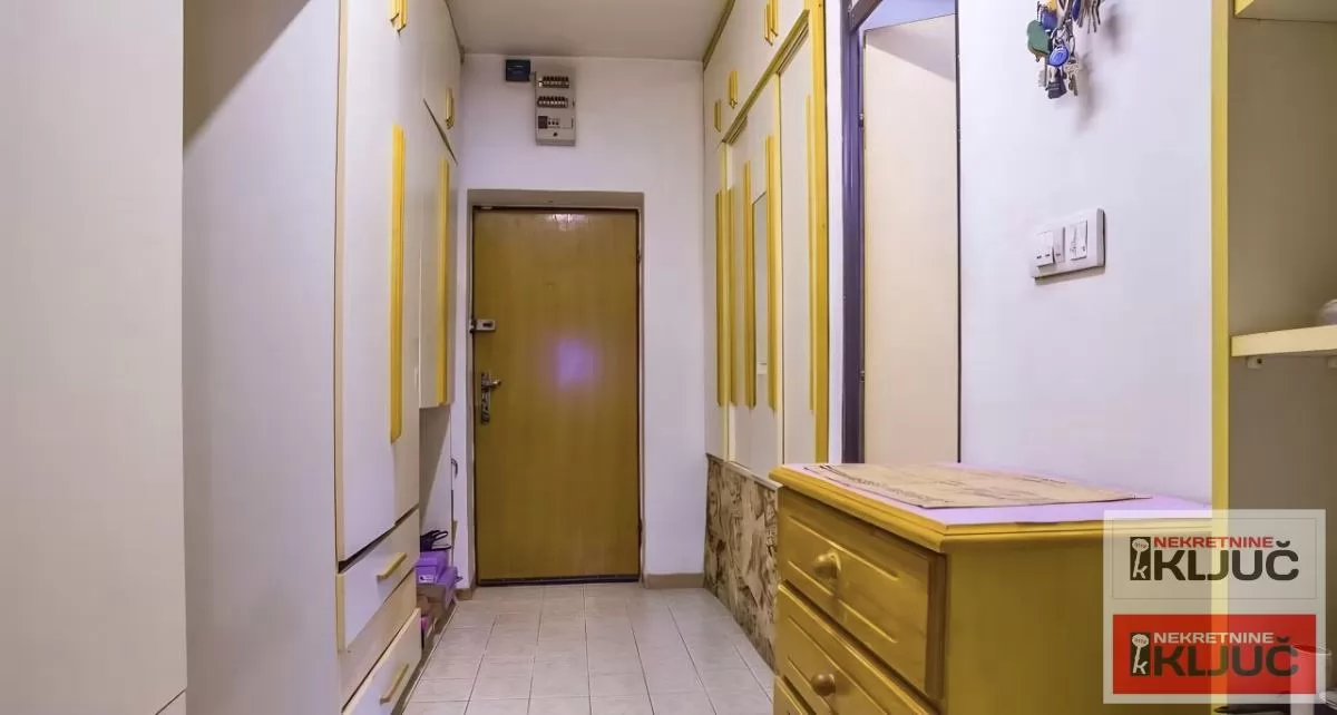 BULEVAR, 65m2, Trosoban može i za Poslovni prostor 7