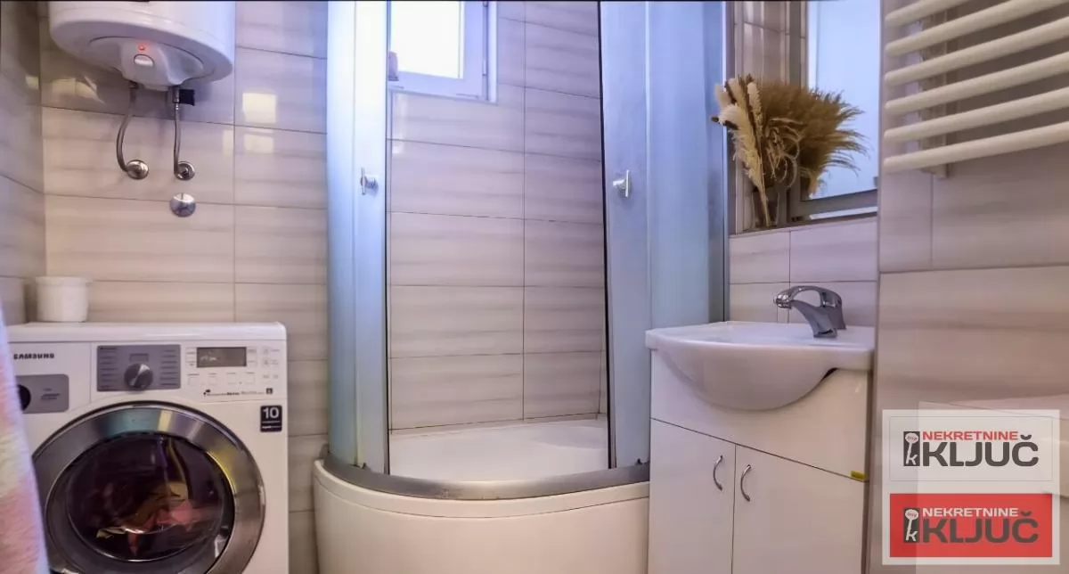 BULEVAR, 65m2, Trosoban može i za Poslovni prostor 8